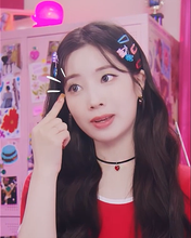 Load image into Gallery viewer, Burgundy Heart Earrings and Choker Set (Twice Dahyun, VIVIZ Eunha, Choi Yena, Kep1er Dayeon Choker)