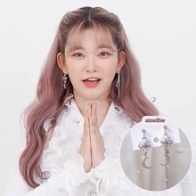 Load image into Gallery viewer, Art Nouveau Moon Earrings (Billlie Tsuki, Park Eunbin, Apink Eunji Earrings)