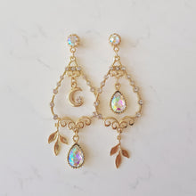 Load image into Gallery viewer, Moon-kissed Forest Earrings (Apink Bomi, CLC Yujin earrings)
