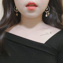 Load image into Gallery viewer, Moon-kissed Forest Earrings (Apink Bomi, CLC Yujin earrings)