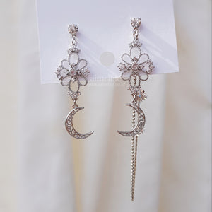 Art Nouveau Moon Earrings (Billlie Tsuki, Park Eunbin, Apink Eunji Earrings)