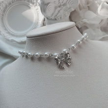 Load image into Gallery viewer, Adorable Ribbon Pearl Choker - Silver ver.