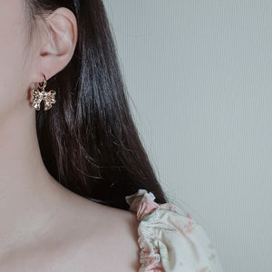 Adorable Ribbon Huggies Earrings - Gold