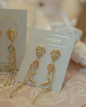 Load image into Gallery viewer, Aphrodite Series - Under the Moonlight Earrings (Peach ver.)