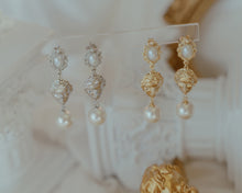 Load image into Gallery viewer, Aphrodite Series - The Antique Treasure (Gold ver.)