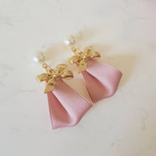 Load image into Gallery viewer, Parisienne Earrings - Pink