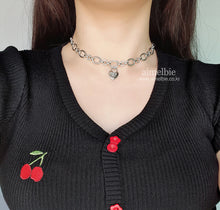 Load image into Gallery viewer, [Aespa Karina, VIVIZ Eunha, Penthouse Han Jihyun, Nevertheless Yanghyeji choker] Heart Lock Choker