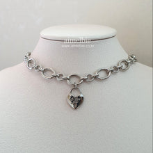 Load image into Gallery viewer, [Aespa Karina, VIVIZ Eunha, Penthouse Han Jihyun, Nevertheless Yanghyeji choker] Heart Lock Choker