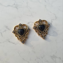 Load image into Gallery viewer, Black Gothic Heart Earrings