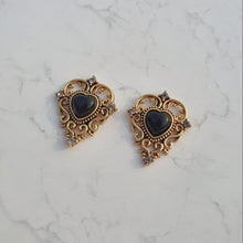 Load image into Gallery viewer, Black Gothic Heart Earrings