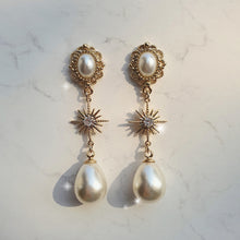 Load image into Gallery viewer, Minerva Earrings - Gold version (IVE Wonyoung, IVE Yujin, fromis_9 Nakyung, Bravegirls Yujeong Earrings)