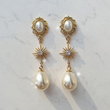 Load image into Gallery viewer, Minerva Earrings - Gold version (IVE Wonyoung, IVE Yujin, fromis_9 Nakyung, Bravegirls Yujeong Earrings)