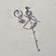 Load image into Gallery viewer, Modern Times Earrings