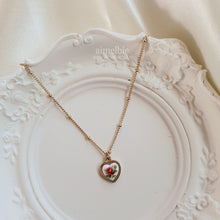 Load image into Gallery viewer, [Kim Sejeong, Billlie Tsuki, Oh My Girl Binnie Necklace] Vintage Rose Heart Layered Necklace