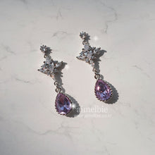 Load image into Gallery viewer, Violet Spell Earrings