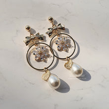 Load image into Gallery viewer, Gold Daisy and Ribbon Earrings