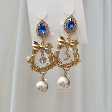 Load image into Gallery viewer, Royal Blue Garden Earrings