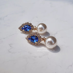 Royal Blue Chic Earrings (Red Velvet Wendy Earrings)