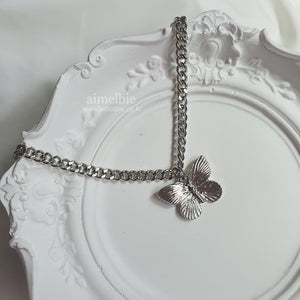 Silver Butterfly Chain Choker Necklace (Dreamcatcher Yoohyeon, HATFELT Yeeun necklace)