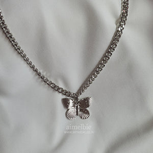 Silver Butterfly Chain Choker Necklace (Dreamcatcher Yoohyeon, HATFELT Yeeun necklace)