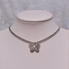 Load image into Gallery viewer, Silver Butterfly Chain Choker Necklace (Dreamcatcher Yoohyeon, HATFELT Yeeun necklace)