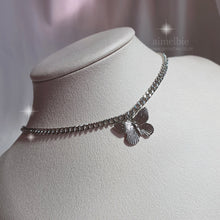 Load image into Gallery viewer, Silver Butterfly Chain Choker Necklace (Dreamcatcher Yoohyeon, HATFELT Yeeun necklace)