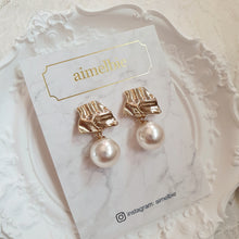 Load image into Gallery viewer, Claire Earrings (Dreamcatcher Jiyu Earrings)