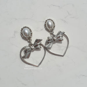 Sweet Heart Earrings - Silver (Kep1er Yeseo, Mashiro, Dreamcatcher Handong Earrings)
