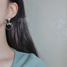 Load image into Gallery viewer, Sweet Heart Earrings - Silver (Kep1er Yeseo, Mashiro, Dreamcatcher Handong Earrings)