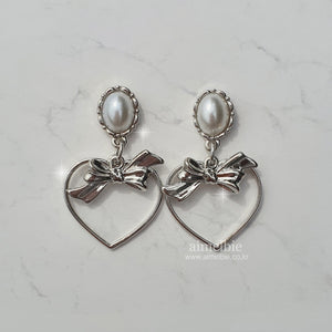 Sweet Heart Earrings - Silver (Kep1er Yeseo, Mashiro, Dreamcatcher Handong Earrings)