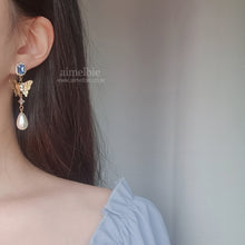 Load image into Gallery viewer, Blue Butterfly Queen Earrings (Mamamoo Solar Earrings)