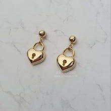 Load image into Gallery viewer, Gold Heart Lock Earrings (Ive Yujin, Ive Rei, Billlie Sheon Earrings)