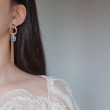 Load image into Gallery viewer, City Women Earrings
