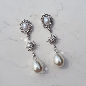 [IU, Kim Sejeong Earrings] Minerva Earrings - Silver version