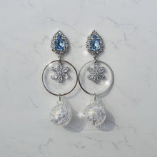 Load image into Gallery viewer, Icy Bloom Earrings - Blue (STAYC Sumin Earings)