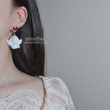 Load image into Gallery viewer, Baby Angel and Red Heart Earrings (Hyun-A Instagram Earrings)