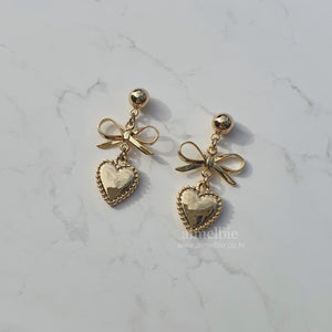 Vintage Gold Heart Earrings (Red Velvet Joy, STAYC Sieun Earrings)