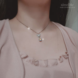 Dreamy Butterfly Semi-Choker Necklace - Rainbow (STAYC Isa, STAYC Seeun, Sejeong Kim, Oh My Girl Jiho Necklace)