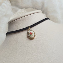 Load image into Gallery viewer, Antique Oval Choker - Vintage Rose (Momoland Jane Necklace)