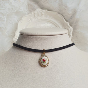 Antique Oval Choker - Vintage Rose (Momoland Jane Necklace)