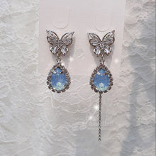 Load image into Gallery viewer, Soft Blue Butterfly Earrings (Girl&#39;s Generation Sunny Earrings)