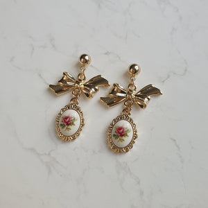 Mary Earrings - Vintage Rose Version