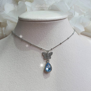 Dreamy Butterfly Semi-Choker Necklace - Light Blue (Oh My Girl Arin, Mamamoo Solar, STAYC Sieun Necklace)