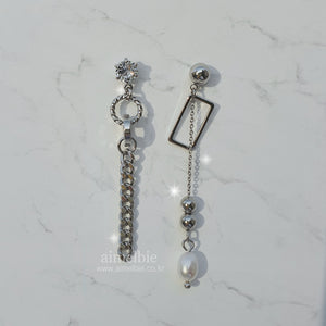 Urban Vibe Earrings - Silver