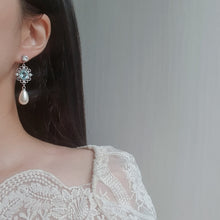 Load image into Gallery viewer, Aqua Jewel Princess Earrings - Simple (ITZY Yeji Earrings)