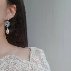 Aqua Jewel Princess Earrings - Simple (ITZY Yeji Earrings)