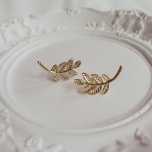 Load image into Gallery viewer, Laurel Leaves Earrings