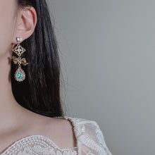 Load image into Gallery viewer, Oriental Princess Earrings - Aurora
