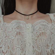 Load image into Gallery viewer, Antique Oval Choker - Vintage Rose (Momoland Jane Necklace)