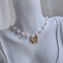 Load image into Gallery viewer, Adorable Ribbon Pearl Choker - Gold ver. (Billlie Sheon Necklace)